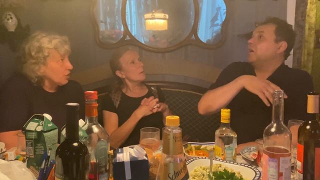 ДЕНЬ РОЖДЕНИЯ ВАЛЕНТИНА, ПОДАРОК ИЗ ЦУМа, Виктория Портфолио, ТЕРРАСЕА СТРИЖКА В CHOP CHOP - ВЛОГ смотреть онлайн