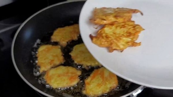 Low carb! Zucchini fritters  recipe! Healthy dinner recipe!