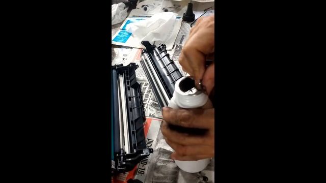 Hướng dẫn thay mực máy in canon 2900 loại 2 смотреть онлайн
