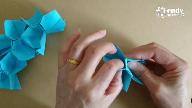 Origami Starry Kusudama
