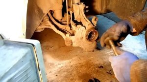 Замена переднего ступичного подшипника Chevrolet Aveo .