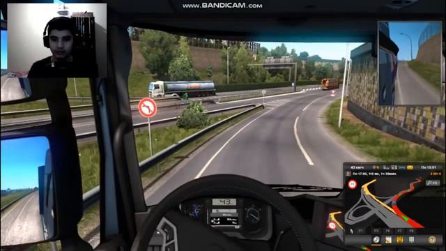 Играю в euro truck simulator 2.Еду в Германию.Шок перевернулся. смотреть онлайн