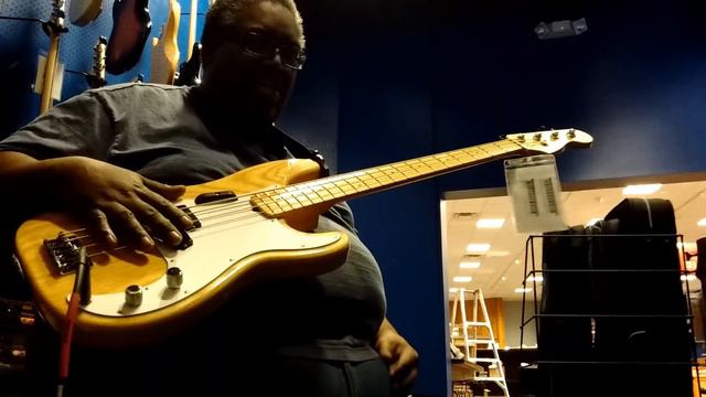 1998-99 FENDER AMERICAN STANDARD P BASSES * maxproud смотреть онлайн