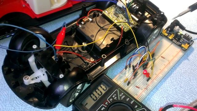 Радио-упр машинка Porsche Cayenne \ подгорело рулевое, H-мост на дискрете смотреть онлайн