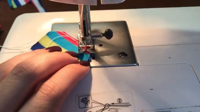 Как сшить носочки для куклы Беби бон на швейной машинке с выкройкой смотреть онлайн