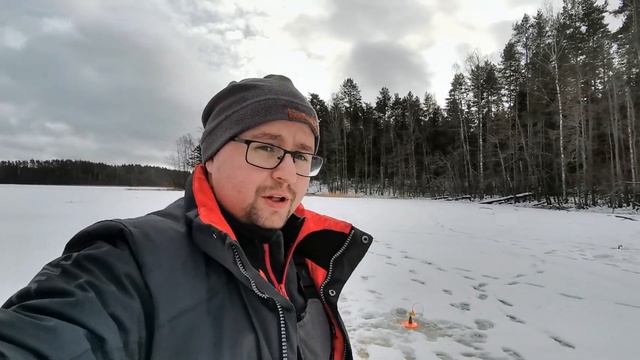 Рыбалка на жерлицы. Кто то украл всю рыбу. смотреть онлайн