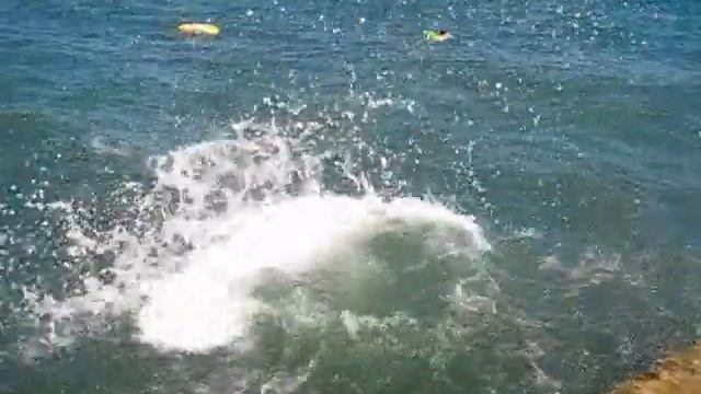 Как прыгать в воду неправильно смотреть онлайн