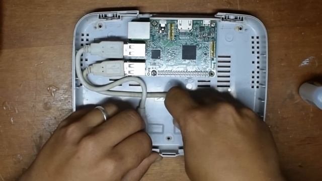 REFAZENDO UM PLAYSTATION 1 COM RASPBERRY PI3. смотреть онлайн
