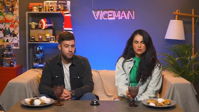 УГАДЫВАЕМ ПРЕДМЕТЫ из ФИЛЬМОВ | **ЧТО ЗДЕСЬ СПРЯТАНО?** смотреть онлайн