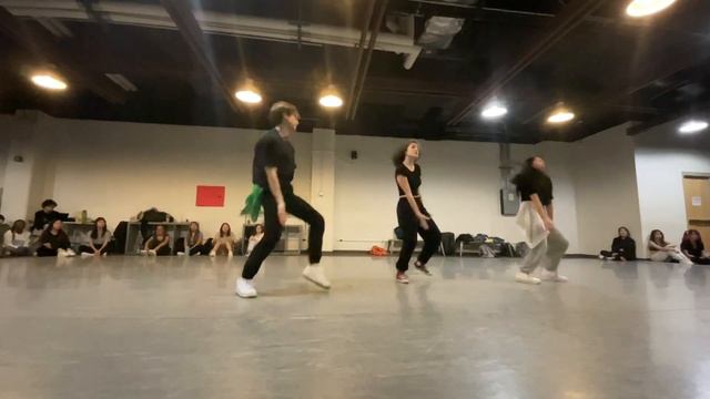 Kaylee Vang, Serdar Kartal, & Evelyn Concepcion - Christmas Evel by Stray Kids смотреть онлайн