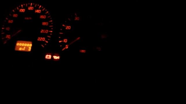 Renault Megane 1999 1.6e immo off cold start -20C смотреть онлайн