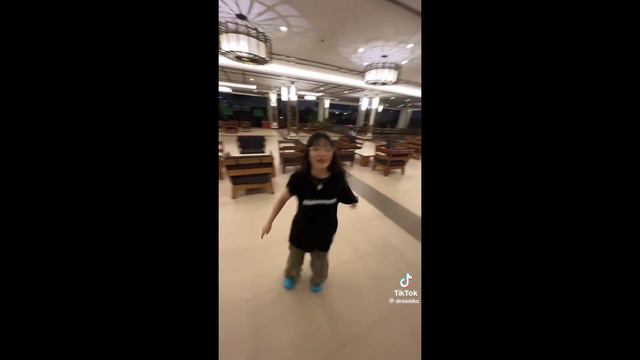 In New York I Milly Rock,Hide it in my sock ( Magnolia ) ~ Tiktok Dance Compilation смотреть онлайн