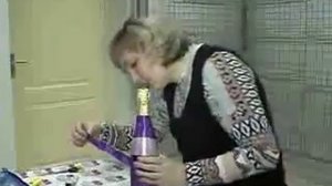 Мастер-класс по декорированию бутылки с помощью лент