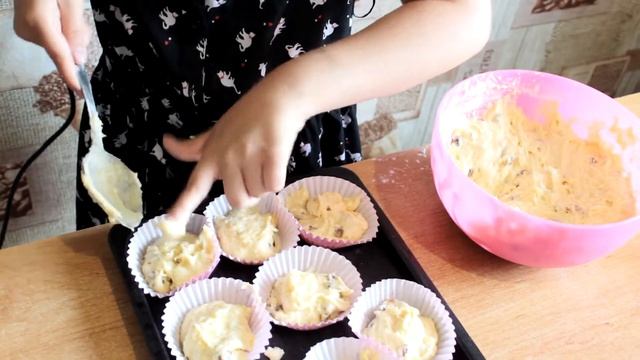 Кексы, как правильно приготовить вкусный кексик. Вкусный творожно-масляный крем для украшения смотреть онлайн