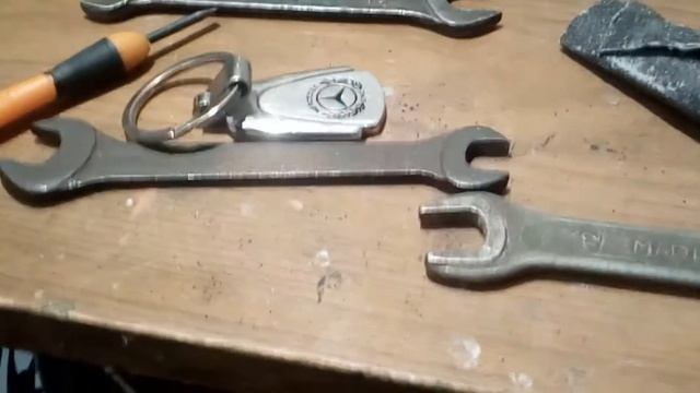 Как я пытался чистить гаечные ключи смотреть онлайн