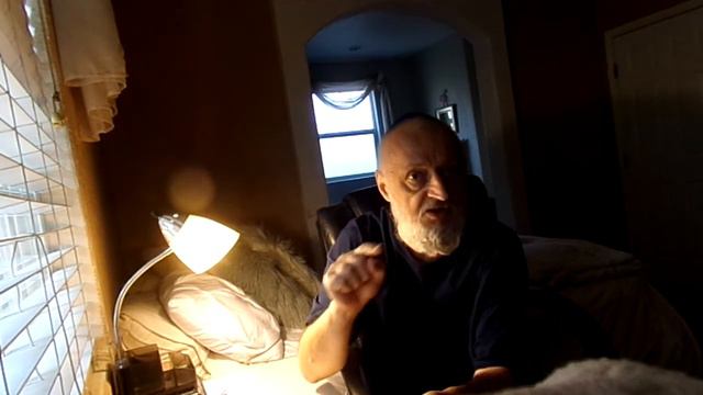 Рав сделайте видео про талит и цицит и стоит ли покупать и про три молитвы нужно ли мне..(Виктор) смотреть онлайн