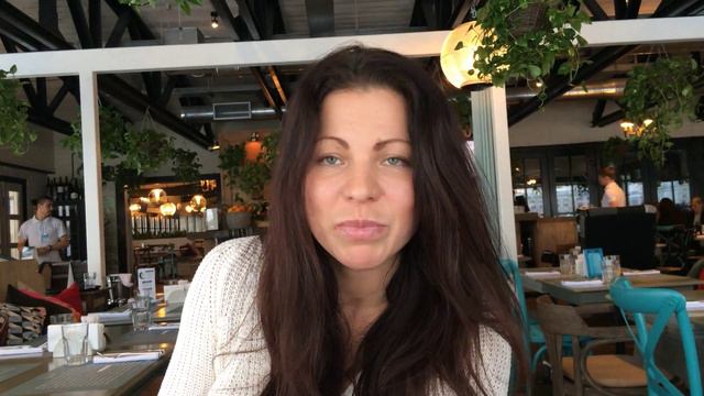 Быть счастливой или носить Маски? смотреть онлайн