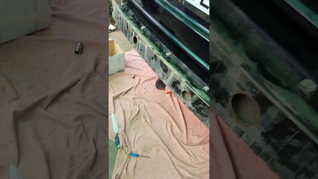 Установка штатного фаркопа на Land Rover Range Rover L322 смотреть онлайн