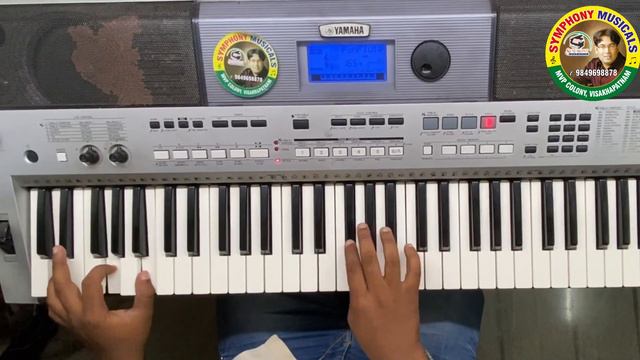 Gopilolaa song cover on keyboard by madhu смотреть онлайн