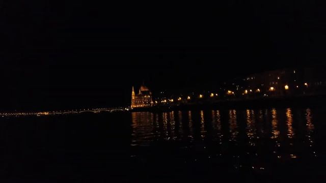 Вечерняя прогулка по Дунаю 2020 г смотреть онлайн