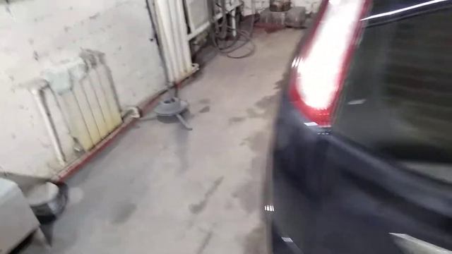 окончание работ;покраска двух бочин,ремонт порогов и задних арок по ford focus 2 ресталинг. смотреть онлайн