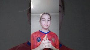 чтооо почему лицо перевёрнуто😭