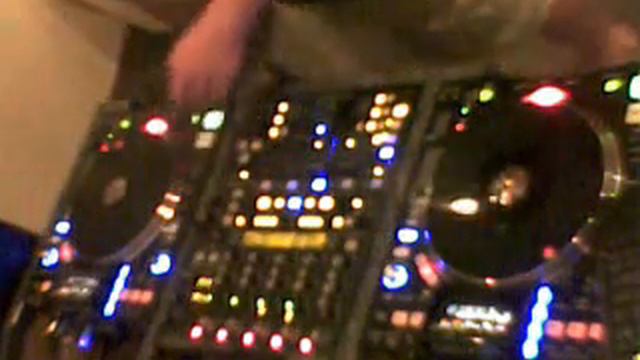 erik in the mix with my denon dns3700 and my ddm 4000 part 2 смотреть онлайн
