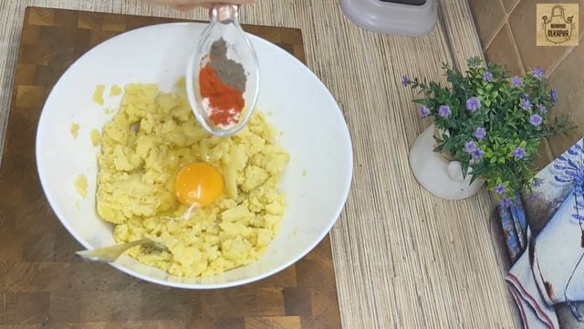 У ВАС ЕСТЬ КАРТОШКА И ОДНО ЯЙЦО? САМЫЕ ЛЁГКИЕ КАРТОФЕЛЬНЫЕ ШАРИКИ В ДУХОВКЕ! смотреть онлайн