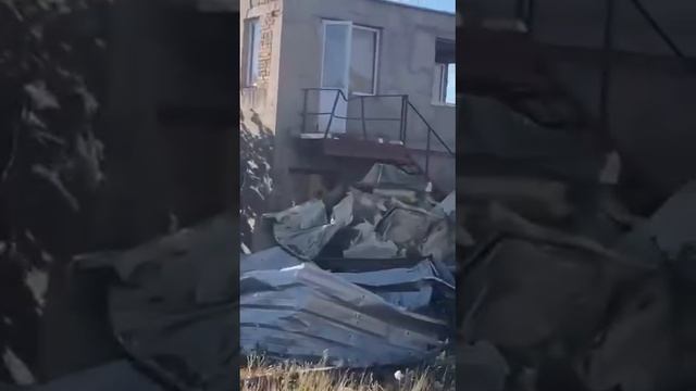 От склада боеприпасов ВСУ в Николаеве, после удара, практически ничего не осталось. смотреть онлайн
