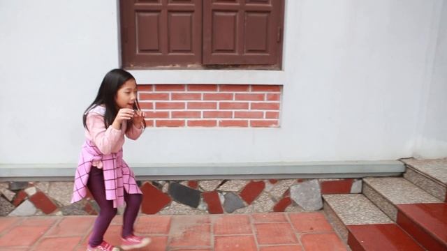 Kids Go To School | Children learn Dance Kids play hide and seek game смотреть онлайн