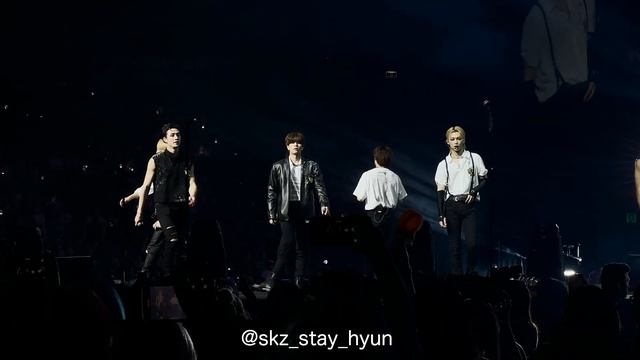 [4K]230222 Stray kids MANIAC in Sydney D2 "Charmer" “Lonly St.” смотреть онлайн