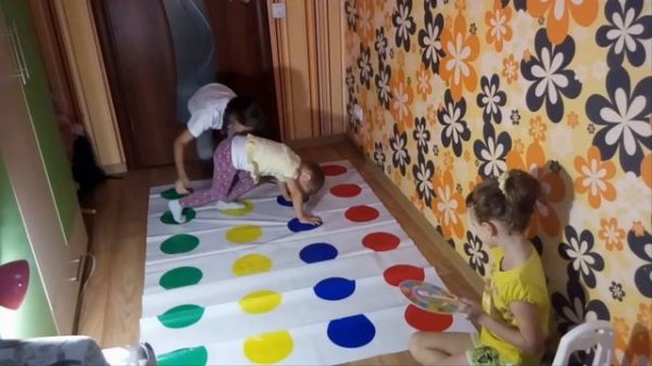Веселая игра ТВИСТЕР, Twister game