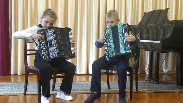 ГУО "Остринская ДШИ"Ансамбль Павловский Матвей, Сонько Кира смотреть онлайн