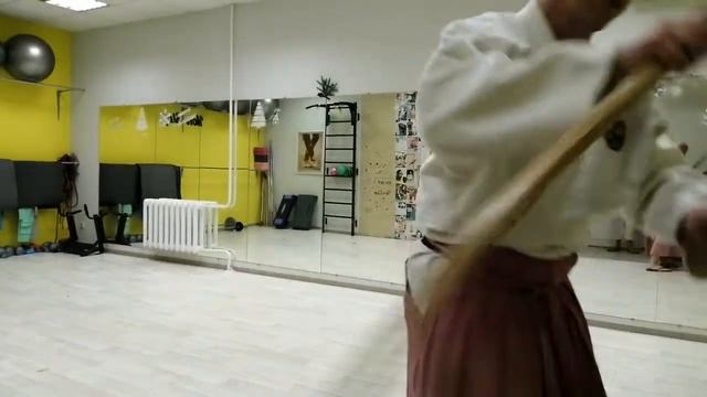 Реальное иай-дзюцу: НУКИУЧИ-НО-ТАЧИ с мечом и зонтиком смотреть онлайн