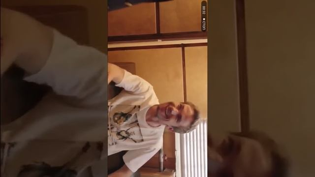 Володя Яковлев жжет .18+ смотреть онлайн