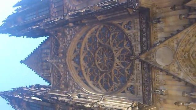 Собор Святого Вита и экскурсовод смотреть онлайн