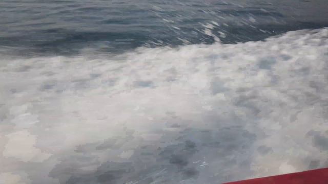 Паром на о.Нуса Пенида, Индонезия смотреть онлайн