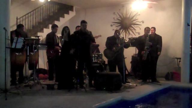 Hoy que estamos juntos - Royal Music Band смотреть онлайн