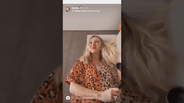 Fãs perguntam: Quem é a loira com Gui Napolitano na Tomorrowland + Gabi Martins смотреть онлайн