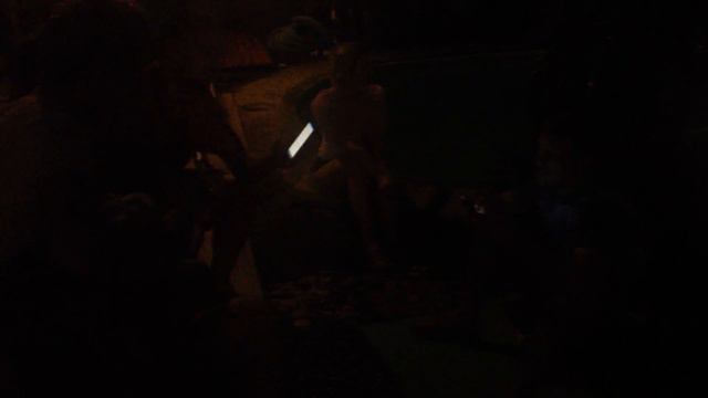 Вечерние песни у бассейна) смотреть онлайн