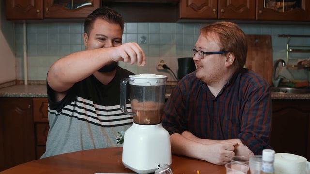 ТРЭШ БЛЕНДЕР - Куриная ГОЛОВА смотреть онлайн