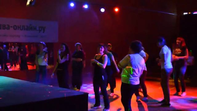 Повторяй фитнес вечеринка MOV смотреть онлайн