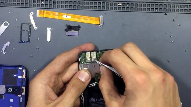 Huawei MATE 10 Lite (RNE-L21) teardown, disassembling. смотреть онлайн
