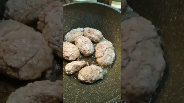 КАК У БАБУШКИ КОТЛЕТКА С КАРТОШКОЙ) смотреть онлайн