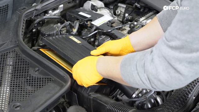 Mercedes-Benz C300 Engine Air Filter Replacement DIY (W205 Mercedes-Benz M274 engine) смотреть онлайн