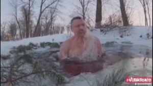 Кличко в проруби Прикол