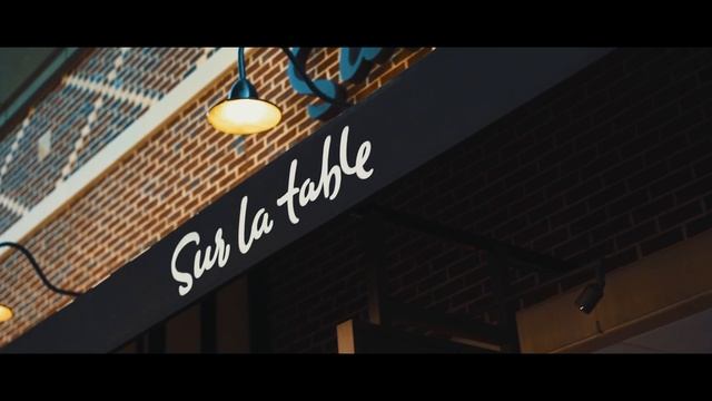 Sony A7 iii // Highlighter Walks - Sugar Land, Texas Town Square смотреть онлайн