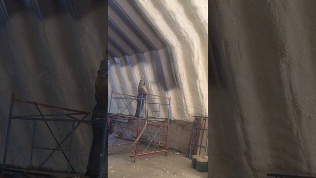 Утепление ангара пенополиуретаном