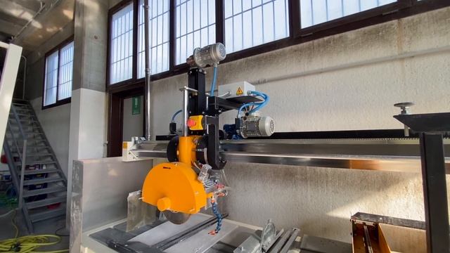 Used monoblock saw Achilli TFM 3000 cod. ZW528 смотреть онлайн