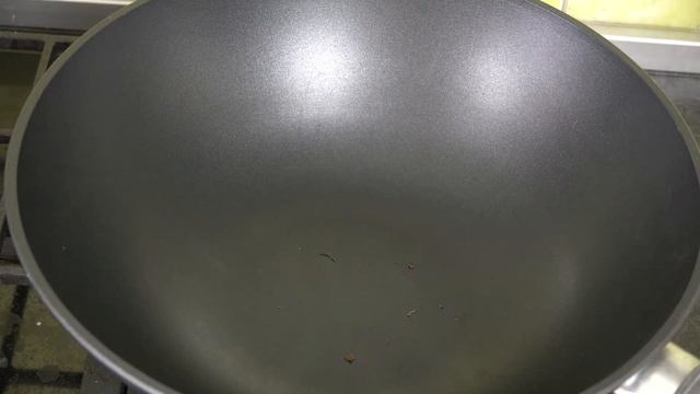 Делаем чай из молодых листьев груши и черноплодки и цветов желтой акации. Малосолим кипрей смотреть онлайн